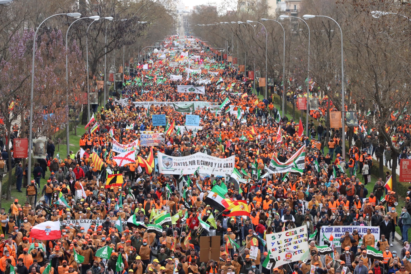 "Juntos por el campo" une al rural en una manifestación multitudinaria en Madrid